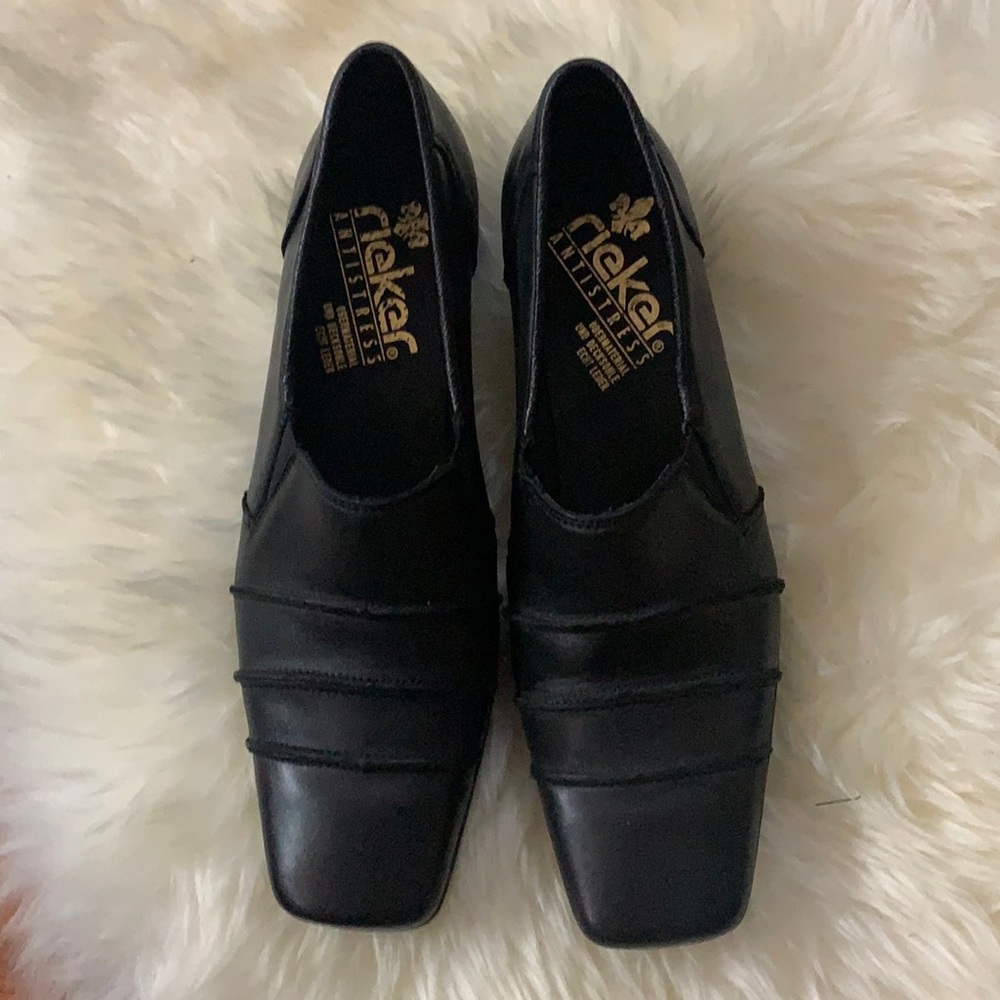 COPY - Rieker slip ons